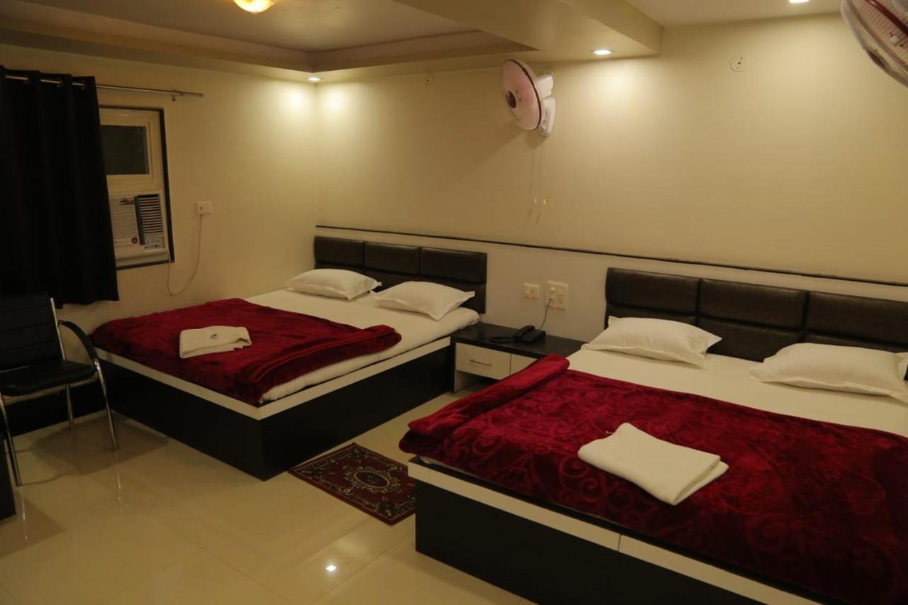 Venus Hotel 5 Minute Walking Distance From Dargah Ajmer Bagian luar foto