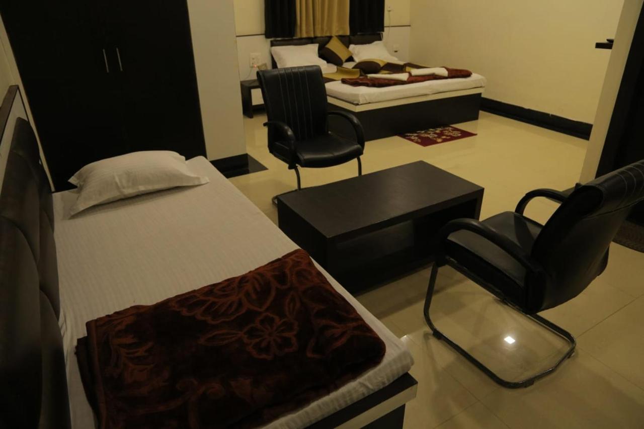 Venus Hotel 5 Minute Walking Distance From Dargah Ajmer Bagian luar foto